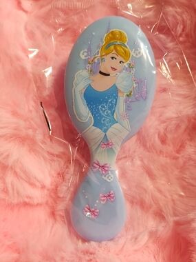 Blue Princess Hair Brush with Pink Bow Accents